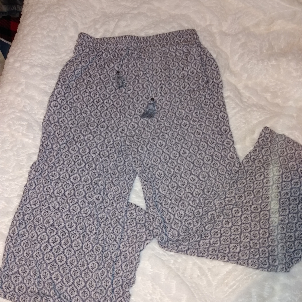 Wide leg pants